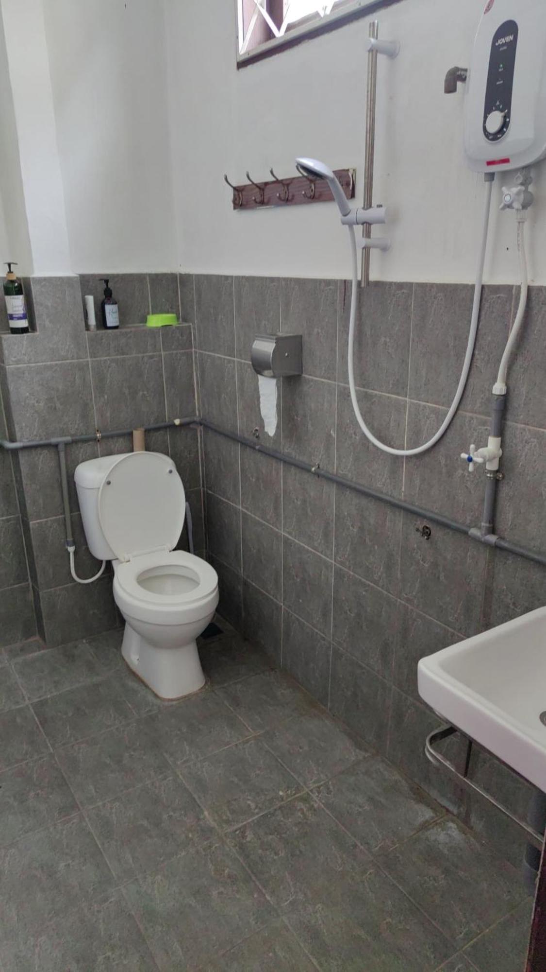Little Cozy Homestay Kota Bharu Ngoại thất bức ảnh