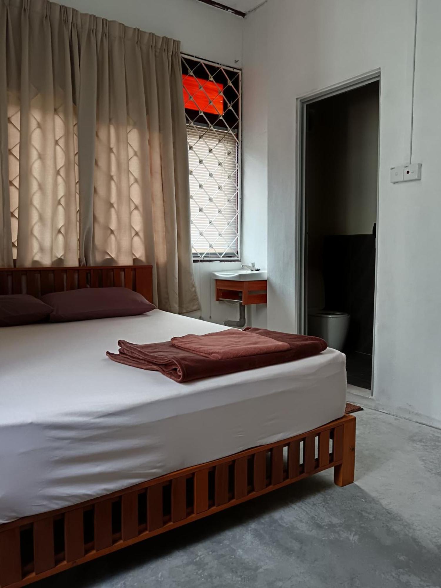 Little Cozy Homestay Kota Bharu Ngoại thất bức ảnh